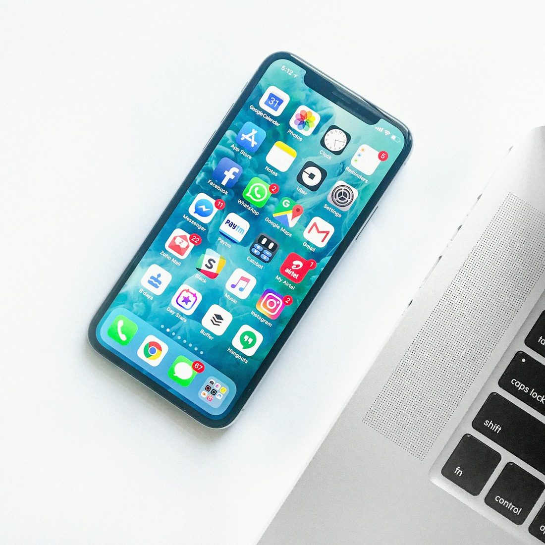 问鼎娱乐app APP 赛程与赛事列表界面示意